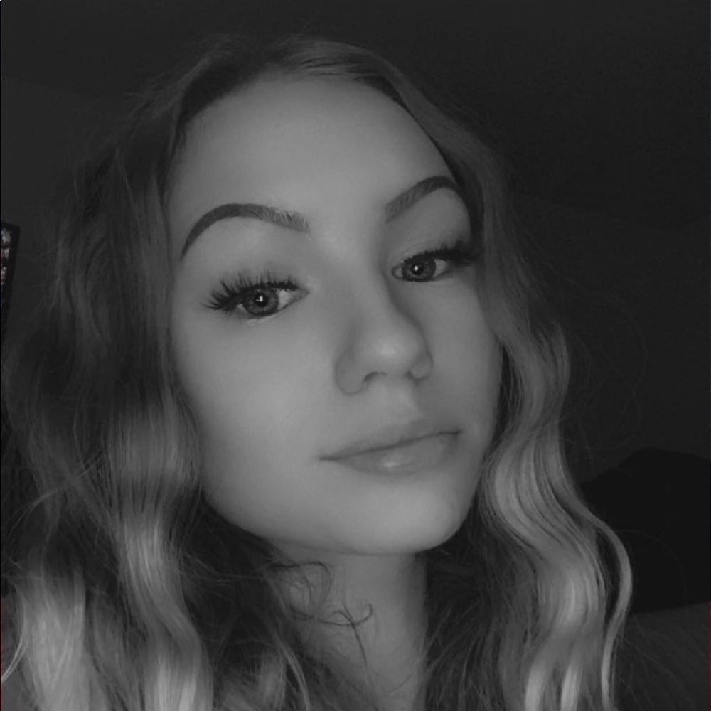 Meet your Posher, Kaitlyn